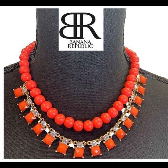Banana republic blood orange beaded rhinestone layered statement necklace - Picture 11 of 11
